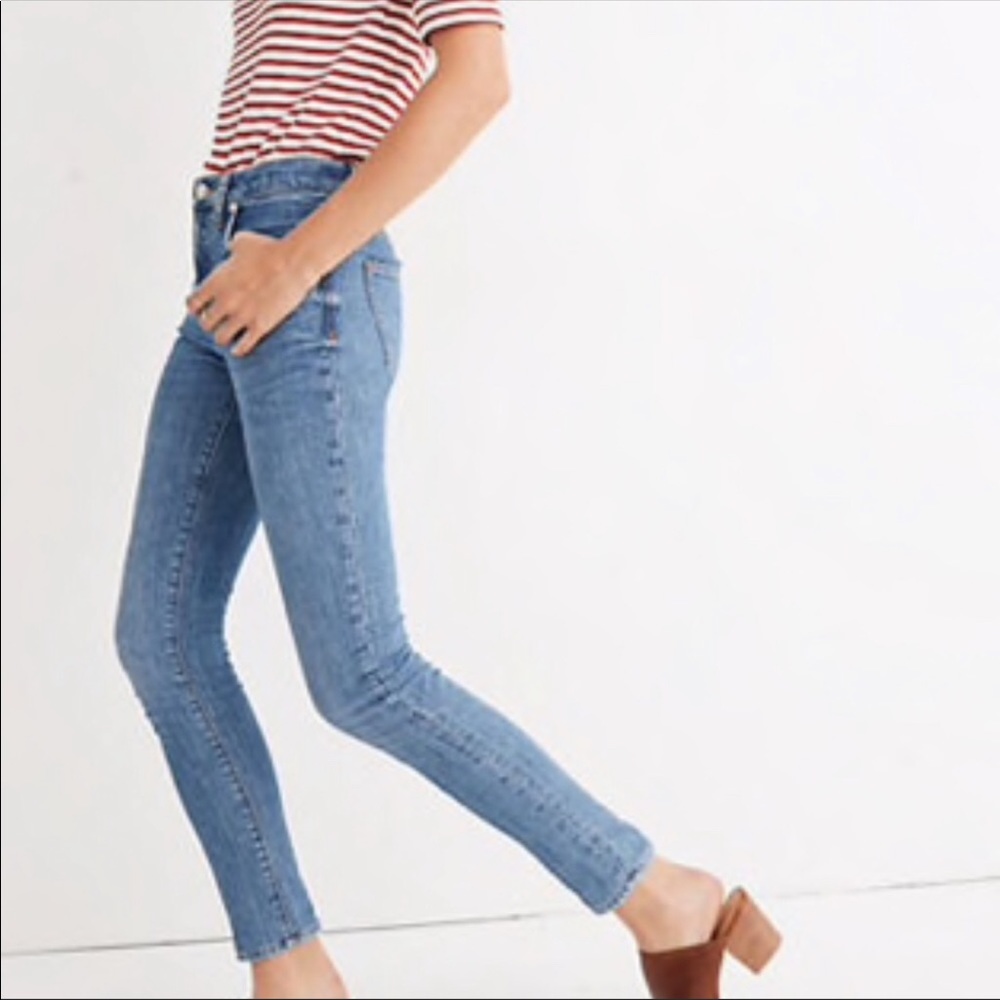 REPOSH! Madewell 9” High Rise Skinny Jean (27P)